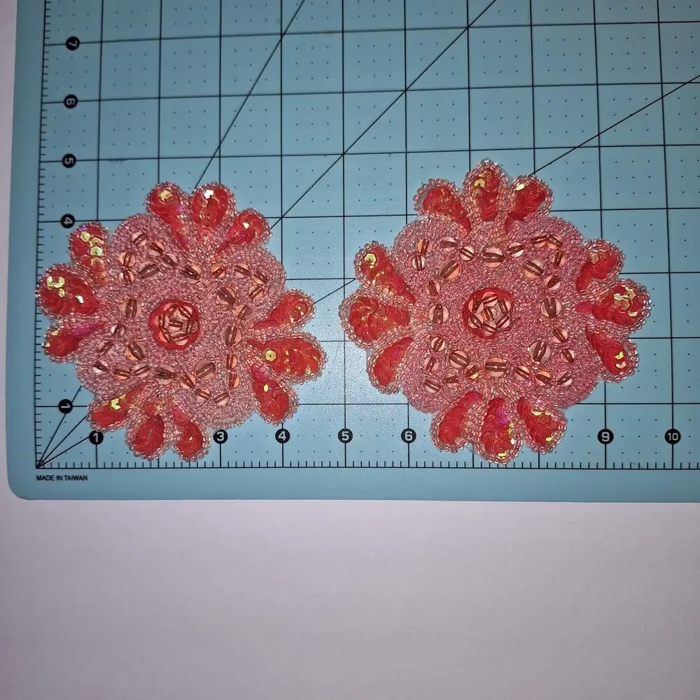 Coral bead and sequin applique flower design set of 2 NWOT